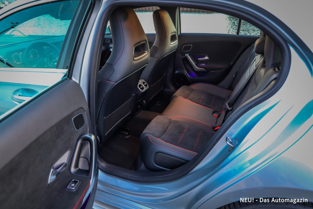 Mercedes-Benz A 200 Fond