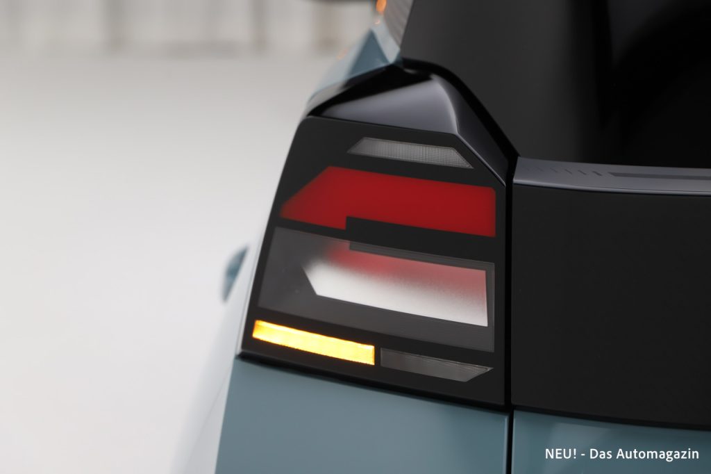 Neuer Dacia Spring Blinker hinten