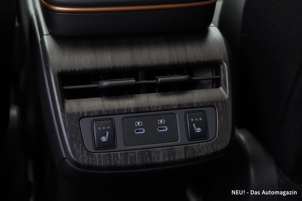 Nissan Ariya Facelift Sitzheizung hinten USB