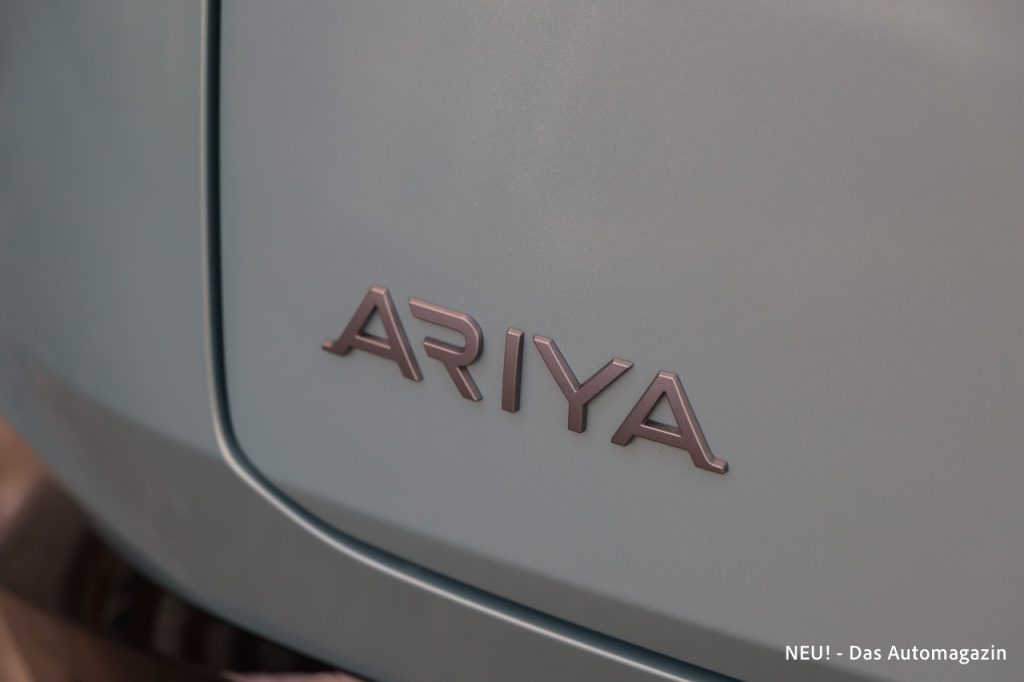 Ariya Schriftzug