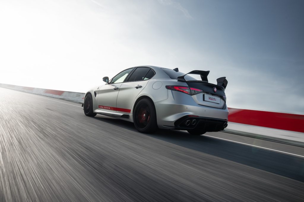 Alfa Romeo Giulia Quadrifoglio Luna Rossa rear