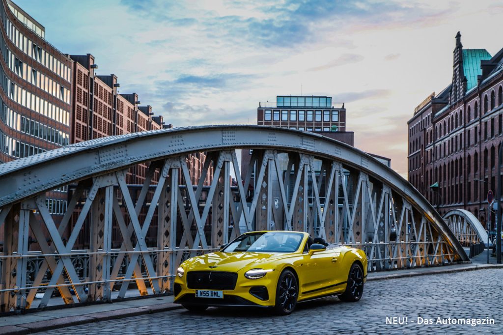 Bentley Continental GTC S Cyber Yellow