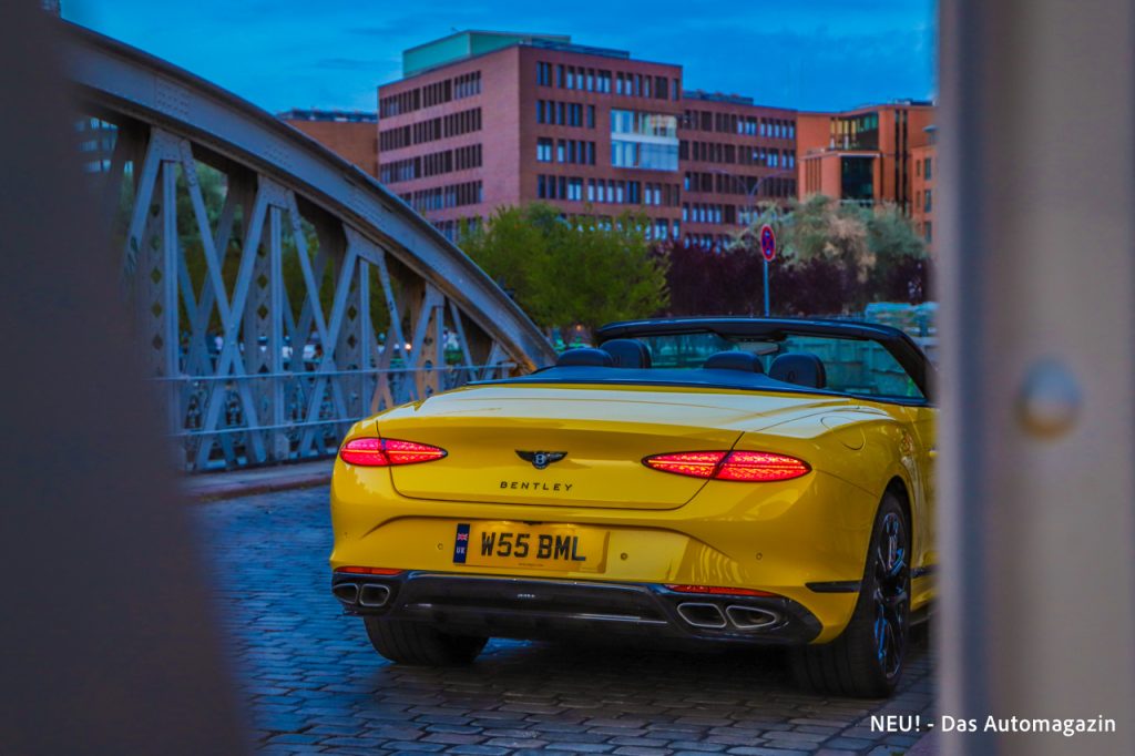 Bentley Continental GTC S Speicherstadt