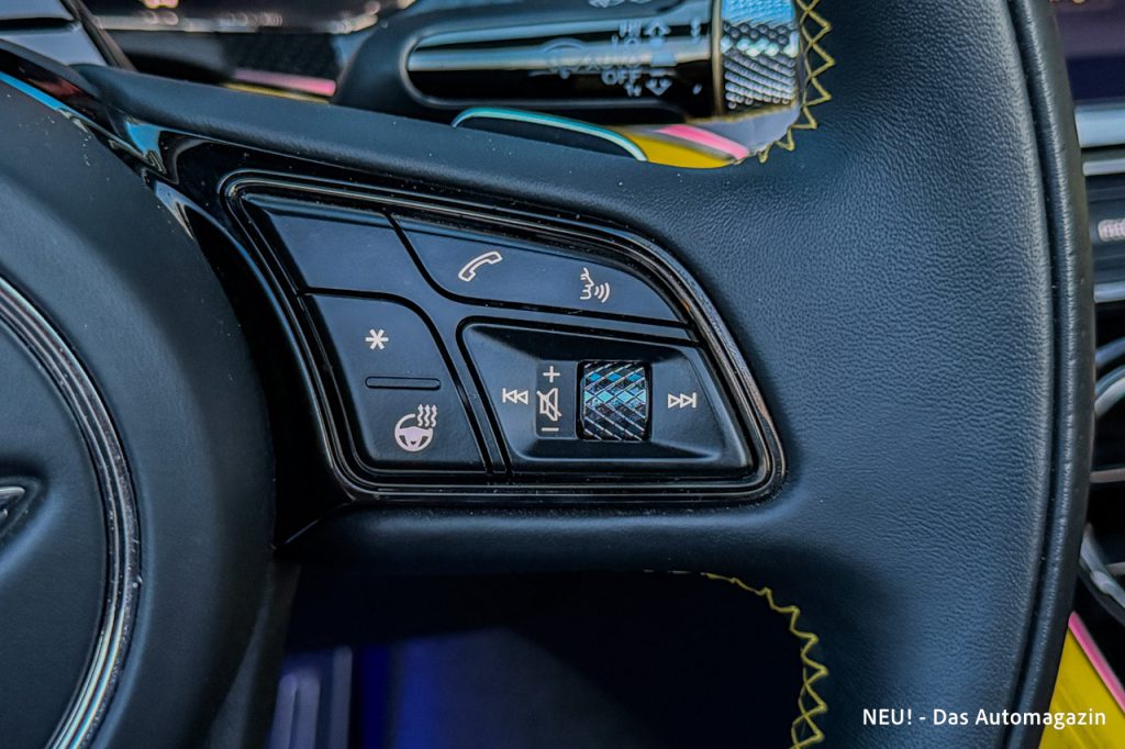 Bentley Continental GTC S Tasten Lenkrad