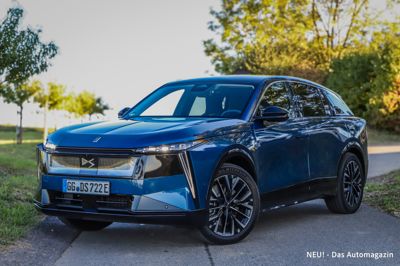 DS No.7 E-Tense