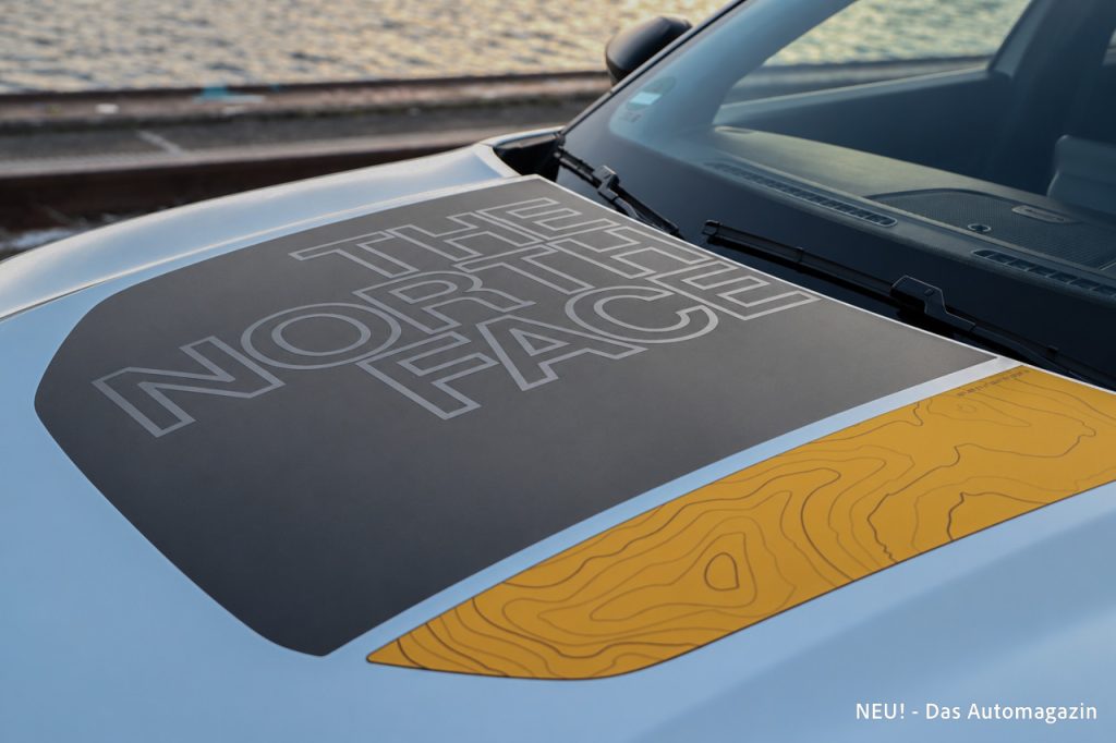 Jeep Avenger 4xe The North Face Motorhaube
