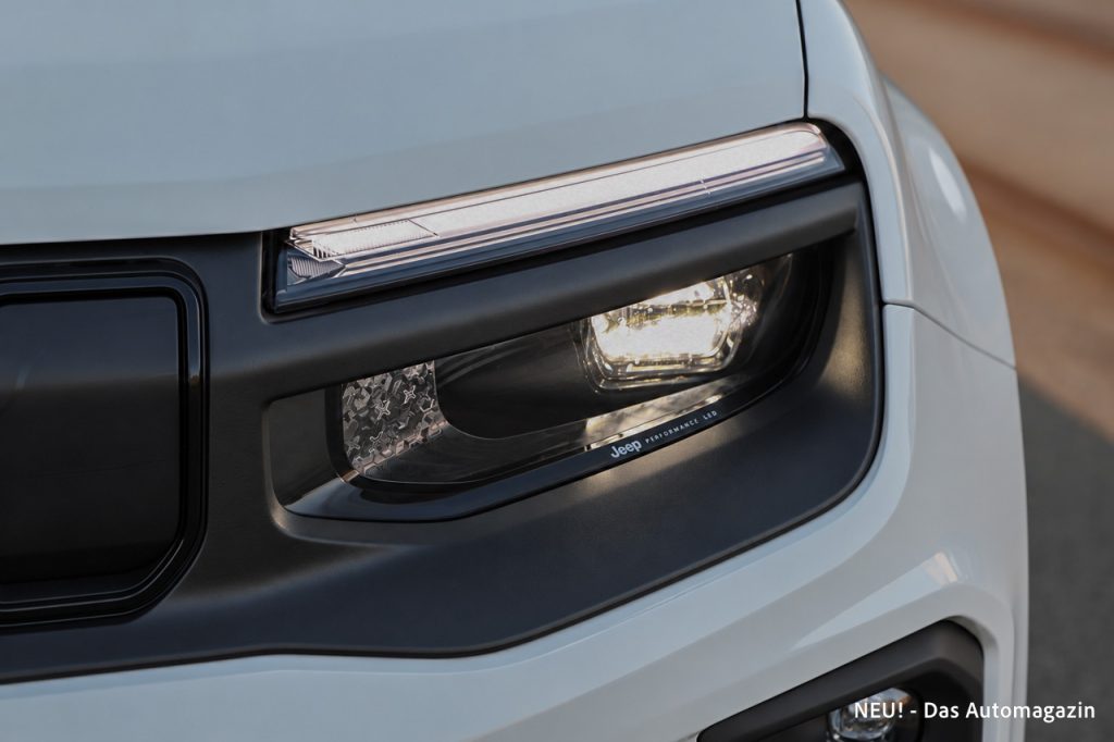 Jeep Avenger 4xe LED Scheinwerfer