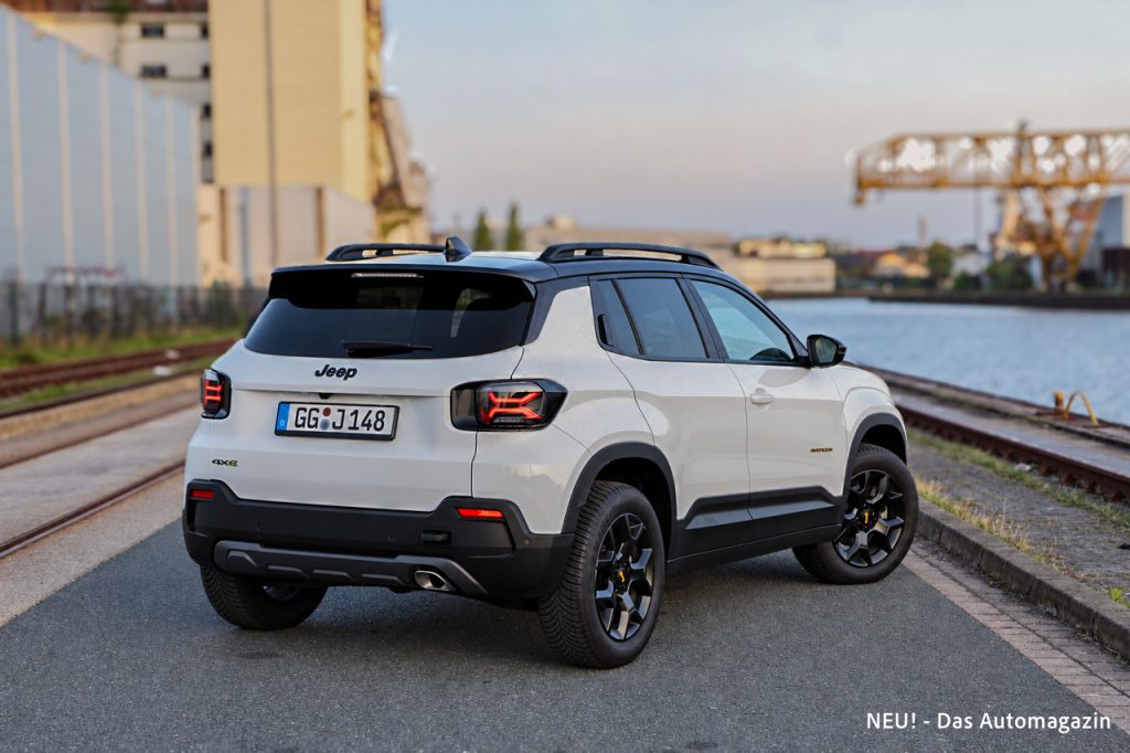 Jeep Avenger 4xe rear