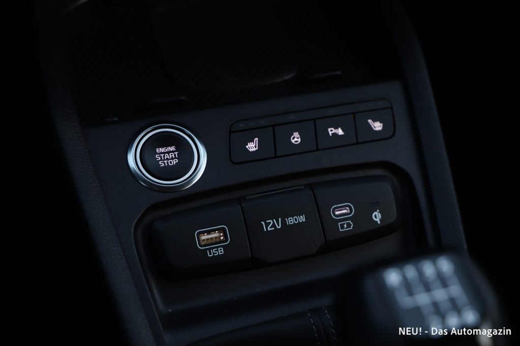 Kia Stonic Facelift Tasten Mittelkonsole