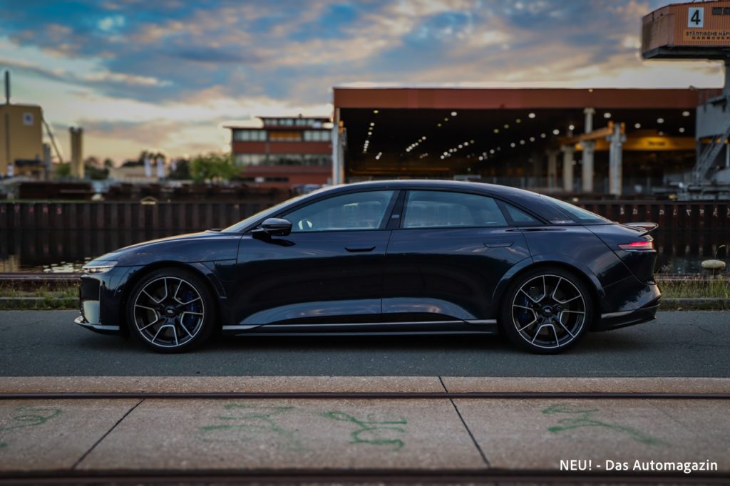 Lucid Air Sapphire Seite