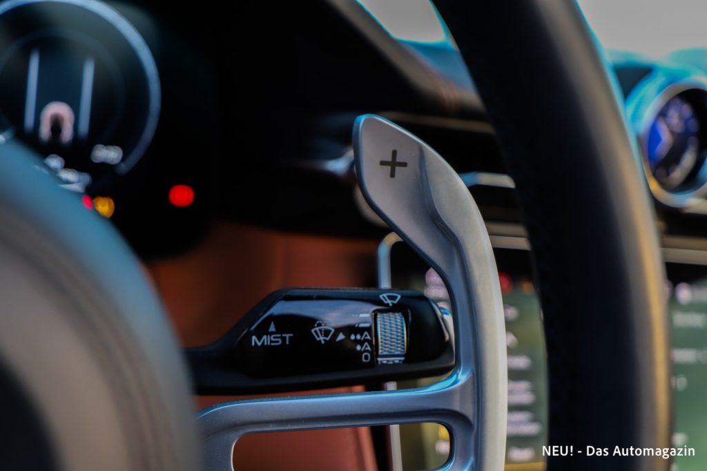Maserati GranCabrio Folgore Schaltwippe