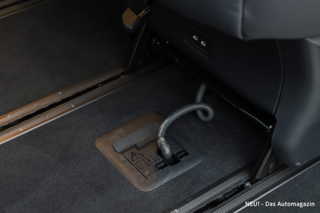 Mercedes-Benz V 300d 4Matic Anschluss Einzelsitze