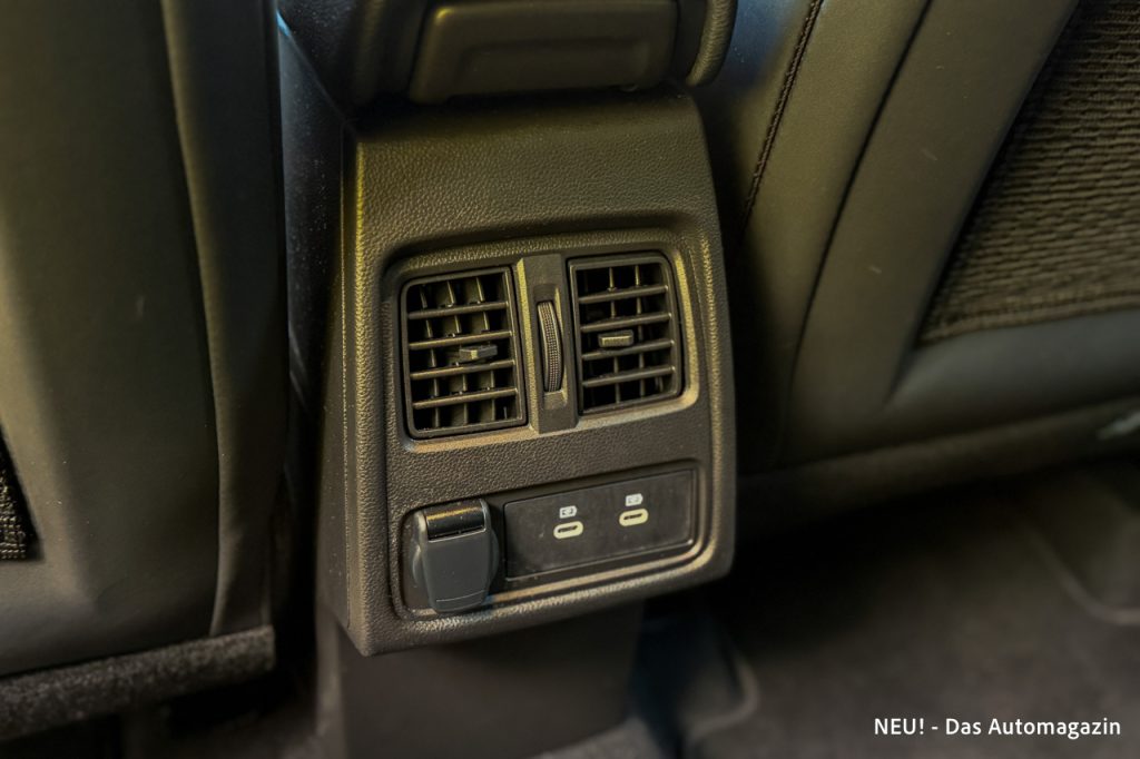 Mitsubishi ASX 2026 USB-C Slots