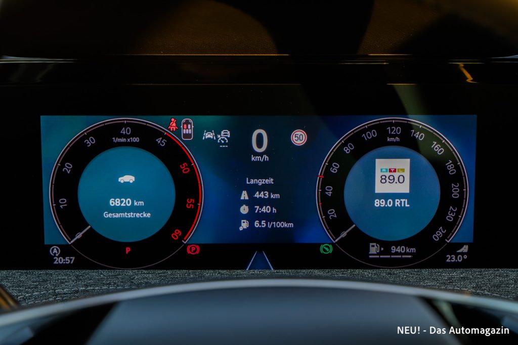Skoda Superb Combi 4x4 Cockpit