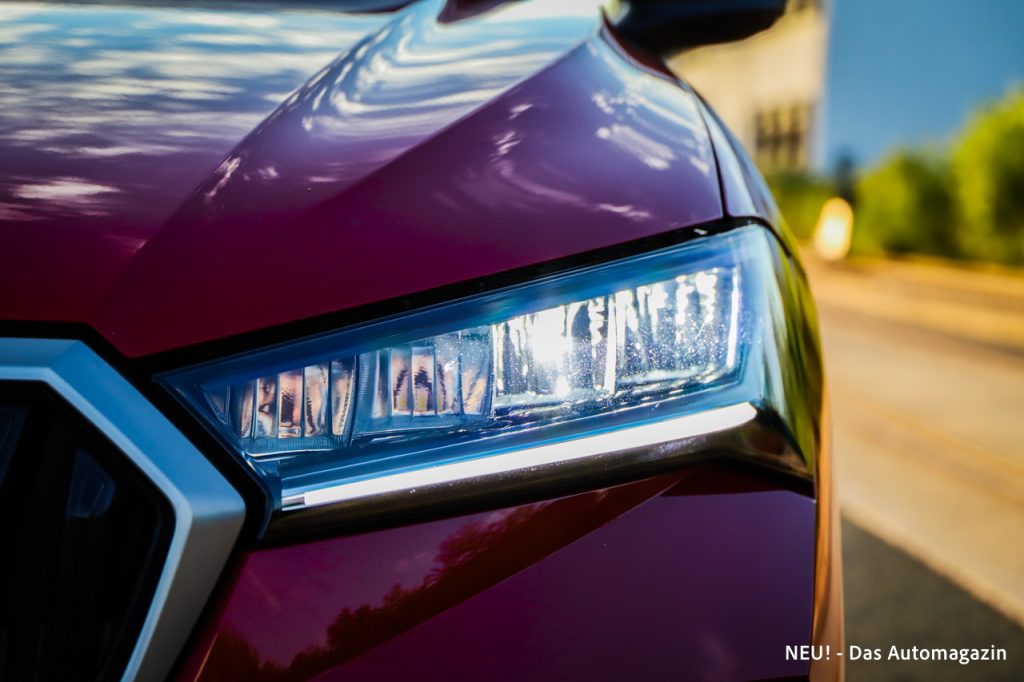 Skoda Superb Combi 4x4 LED Scheinwerfer