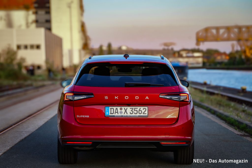 Skoda Superb Combi 4x4 Heck